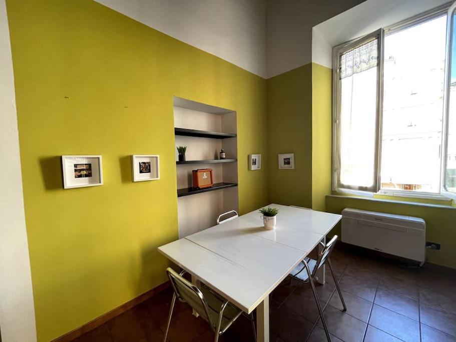 Апартаменти Loft Storico In Pieno Centro! Ліворно Екстер'єр фото
